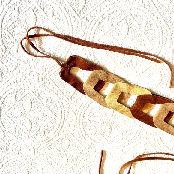 Vintage 1970’s Suede Leather Link Chain Tie Belt Retro Boho Vibes - Picture 12 of 13